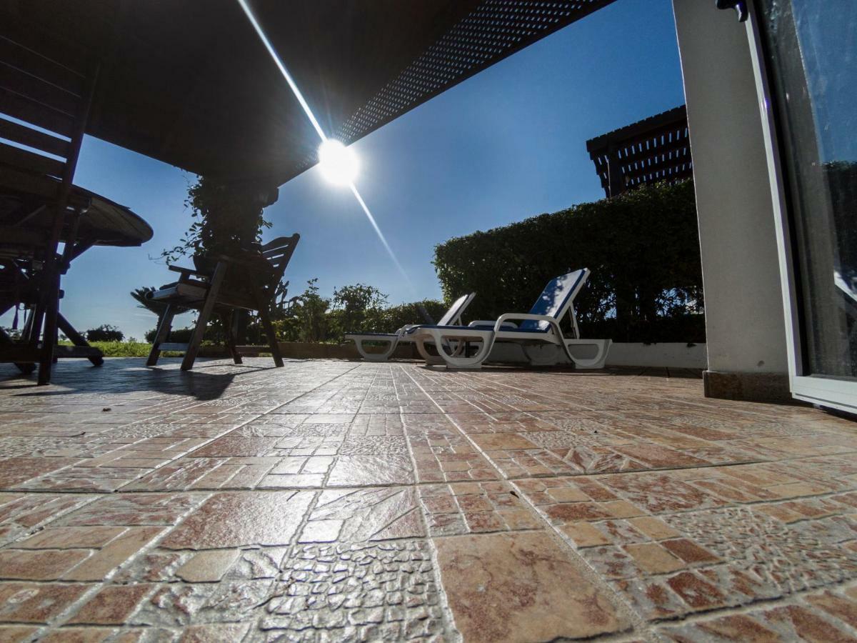 Blue Bay Beach House Larnaca Exterior foto
